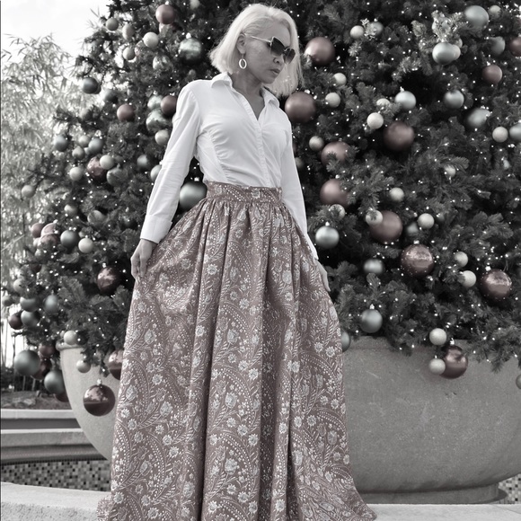 Red and gold wrap - Picture 4 of 6